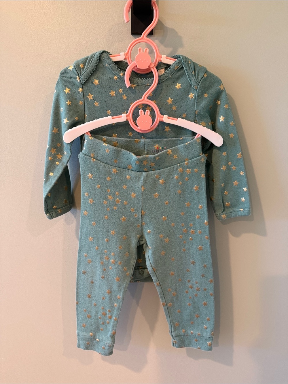 Baby Boden 18-24 pointelle body onesie in Teal with stars